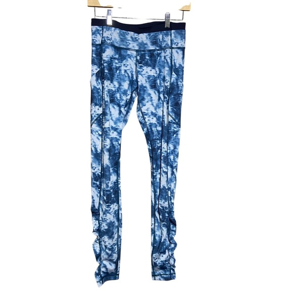 Lululemon Blue and White Speed Tight III Full-On Luxtreme Size 6 - Picture 2 of 9